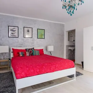 Amazing House In Spanish Quarter Appartamento