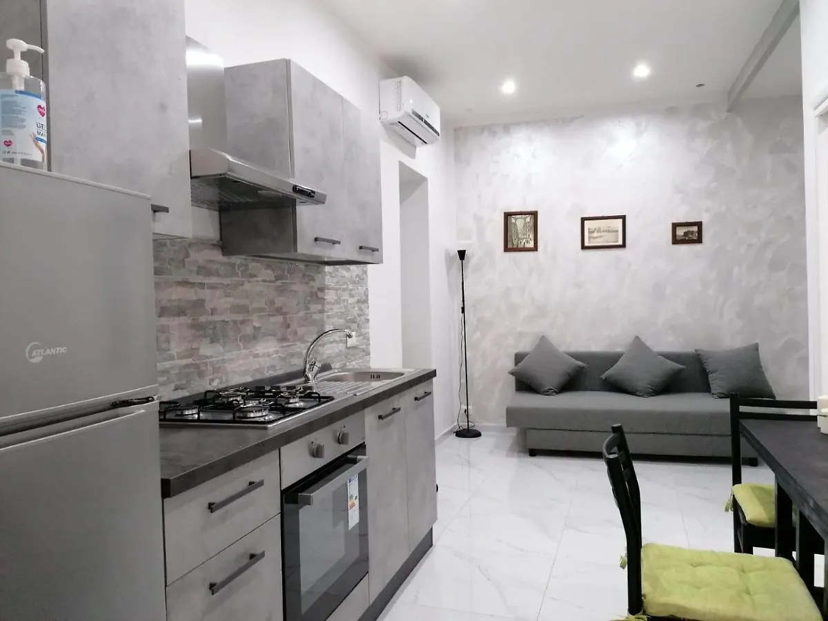 Holiday home Centro Storico Casa Elegante Per Famiglia Villa Naples Italy